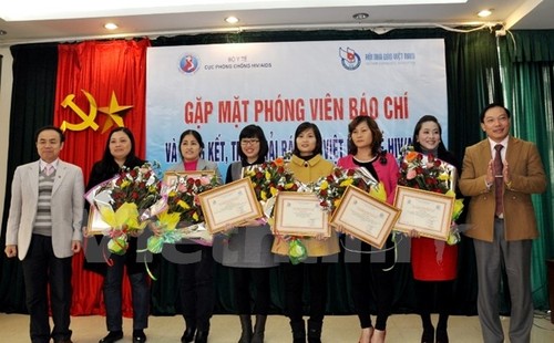 Đài Tiếng nói Việt Nam đoạt Giải Báo chí Việt Nam về HIV/AIDS lần thứ 4  - ảnh 1